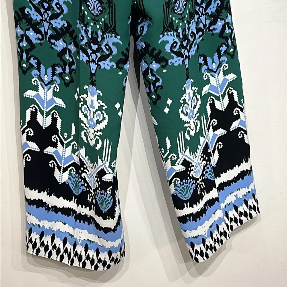 Chicos Ikat Wide Leg Soft Crops - Picture 10 of 13